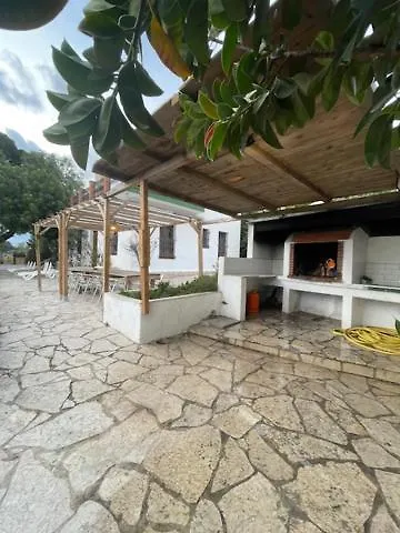 בית כפרי טורטוסה La Muntanya Alojamiento Rural Turistico Vacacional ספרד